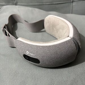 Breo Silver VR Eye Massager
